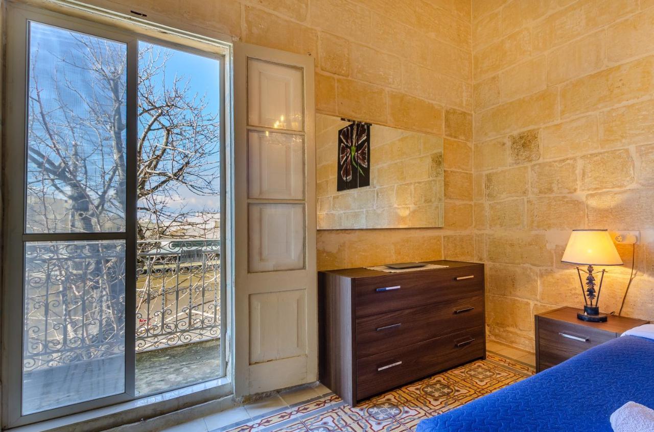 Mizzi 87 Bed & Breakfast Victoria Exterior foto