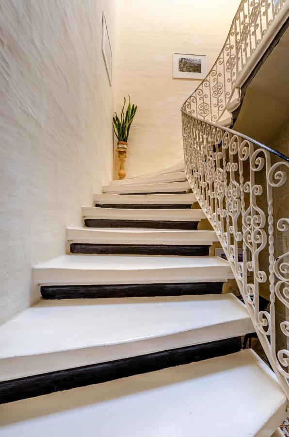 Mizzi 87 Bed & Breakfast Victoria Exterior foto