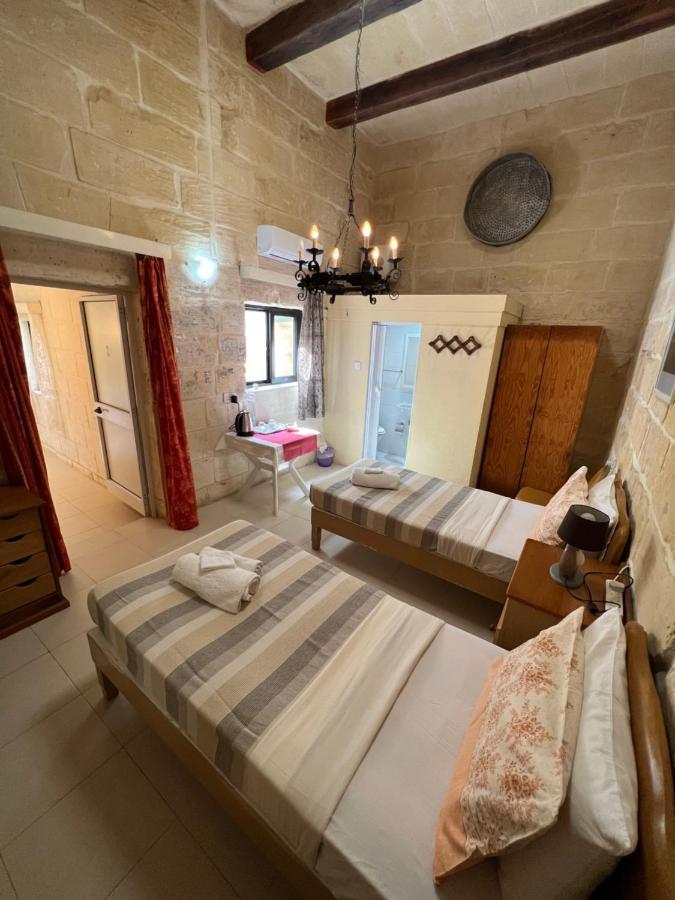 Mizzi 87 Bed & Breakfast Victoria Exterior foto
